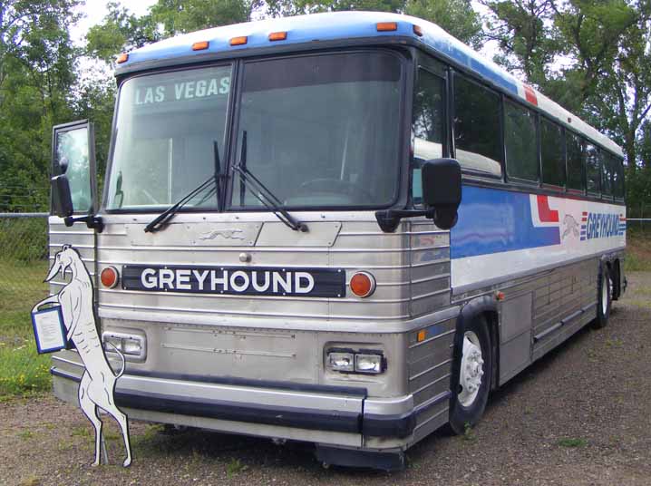 Greyhound MCI MC-12